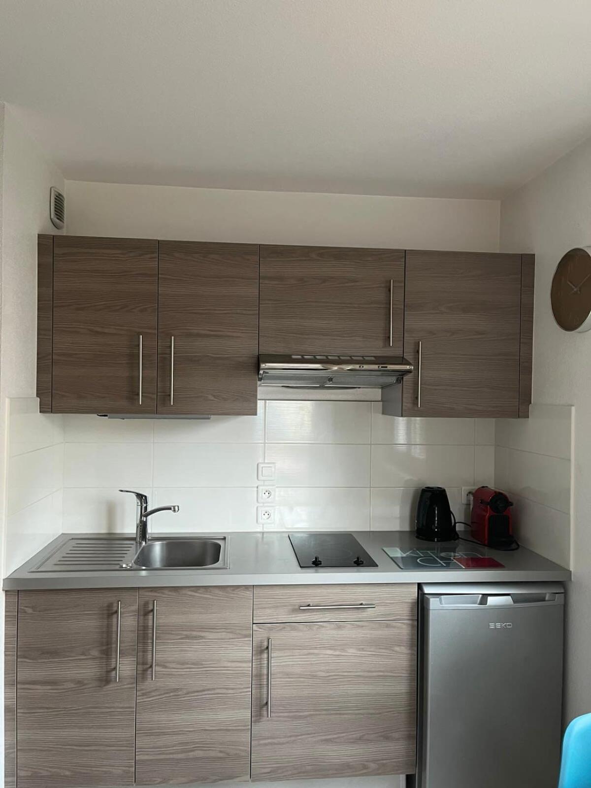 le Rialto **** : cozy T2 avec parking / v-rent Leilighet Annecy Eksteriør bilde